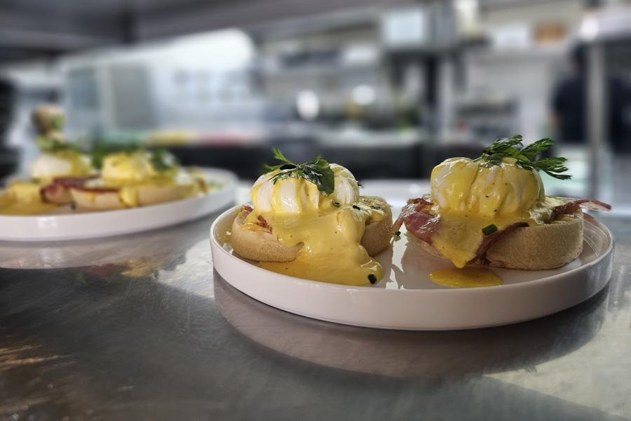 Huevos Benedict